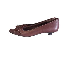 Ashley Judd brown leather kitten heels size 7.5 M